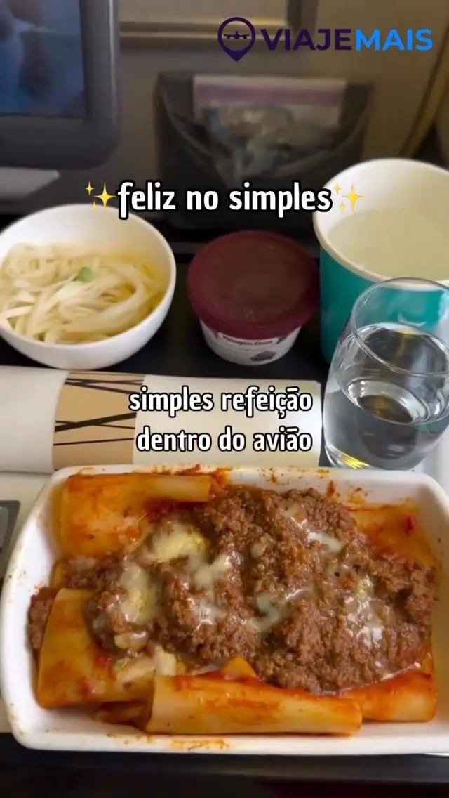 Post: refeição dentro do avião